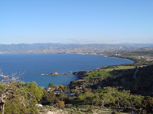 Chrysochous Bay (CYPRUS): Chrysochous Bay in the north west of the island of cyprus is a comapartively remote part of Southern Cyprus. Currently