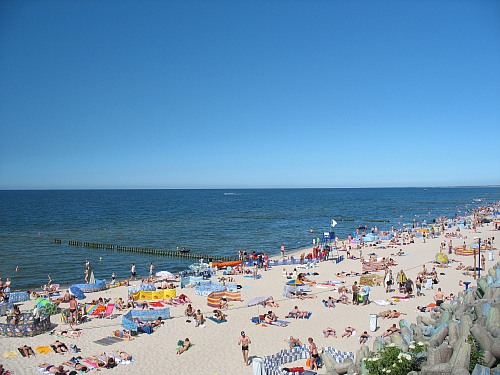 Mielno (POLAND): „auf eine Pfanne” – Küstenklima begünstigt die Sonnenbräune